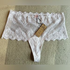 Only Hearts So Fine Lace Hi-cut Thong, Size L, White, NWT